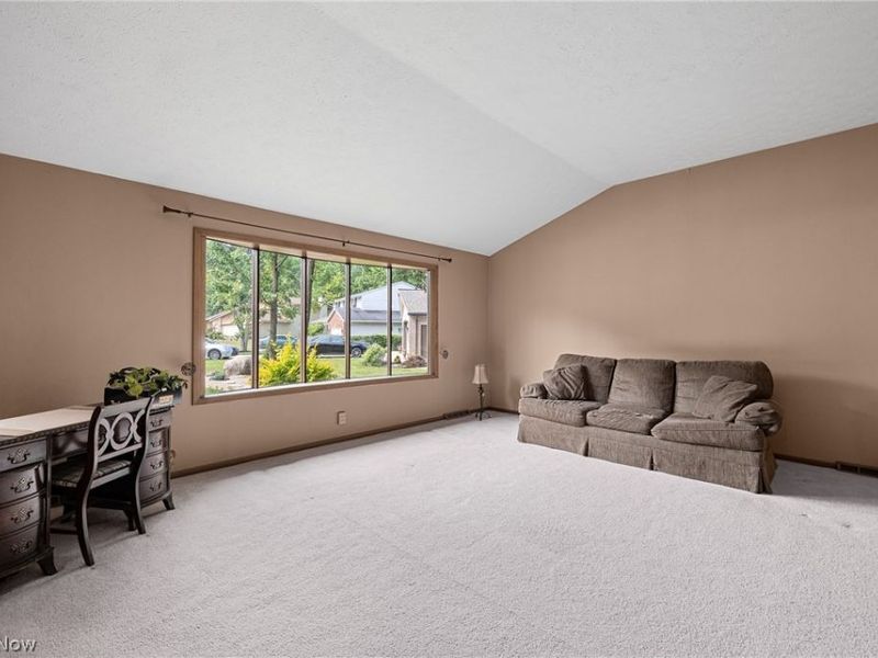 14826 Stone Creek Oval, Strongsville, OH 44149 Photo 8