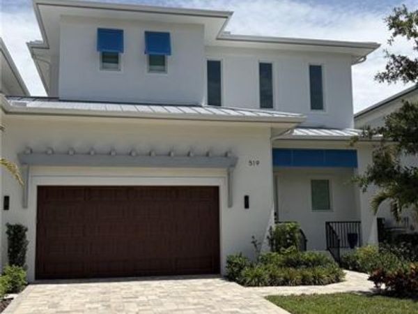515 91st AVE N, Unit 2 EAST, NAPLES, FL 34108