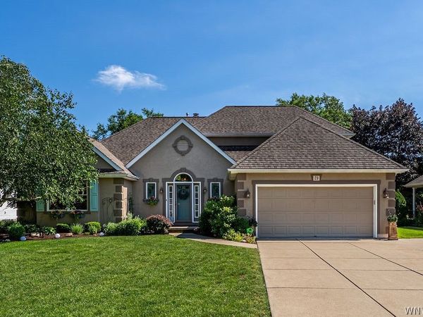 29 Brambly Court , Buffalo, NY 14221
