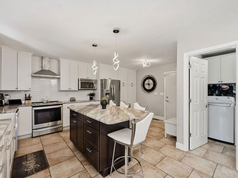 6211 Ashbourne Place, Green Township, OH 45233 Photo 13