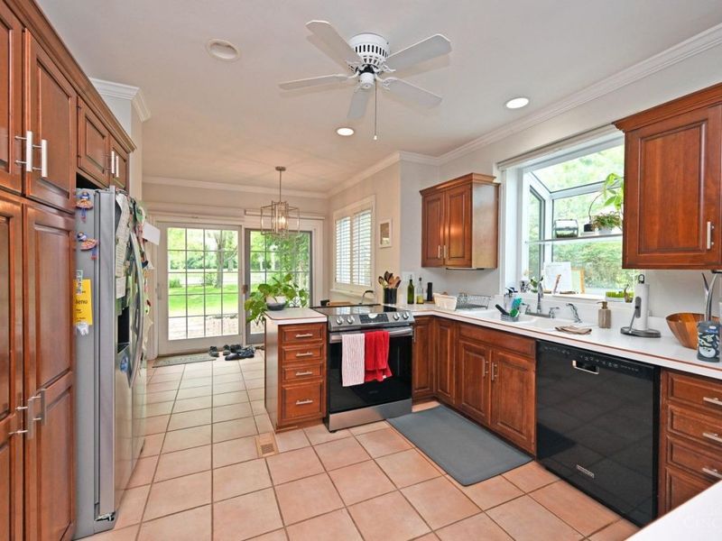 6900 Drake Road, Indian Hill, OH 45243 Photo 11