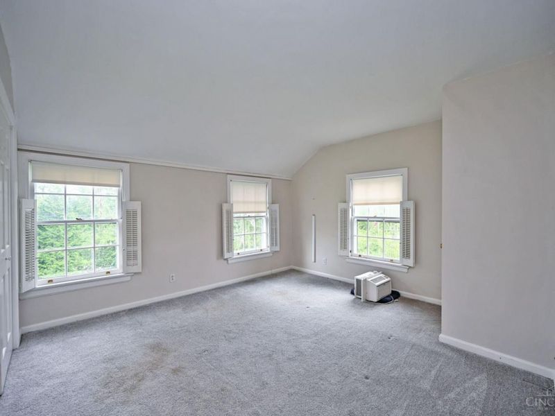 6900 Drake Road, Indian Hill, OH 45243 Photo 32