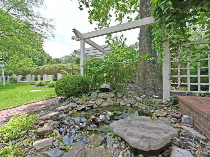 6900 Drake Road, Indian Hill, OH 45243 Photo 48
