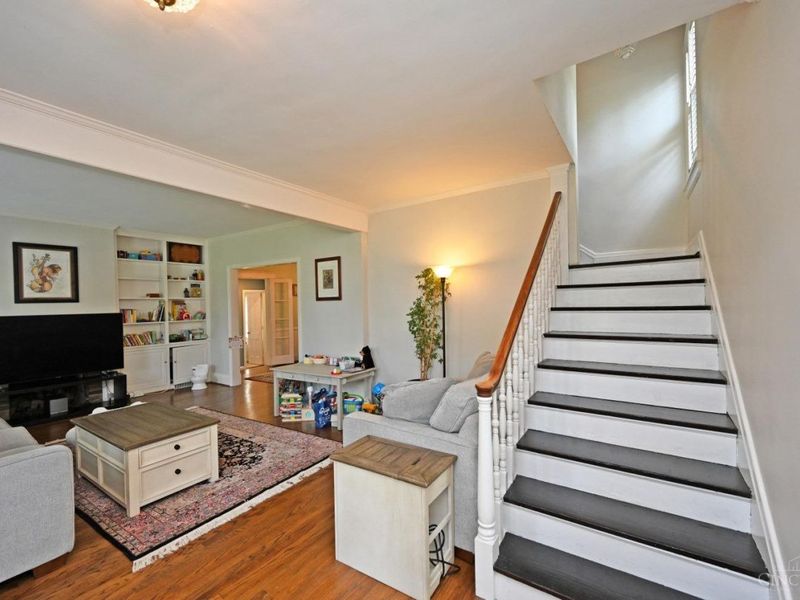 6900 Drake Road, Indian Hill, OH 45243 Photo 5