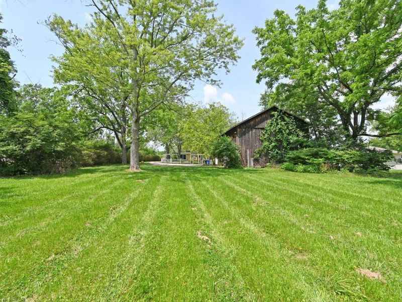 6900 Drake Road, Indian Hill, OH 45243 Photo 50