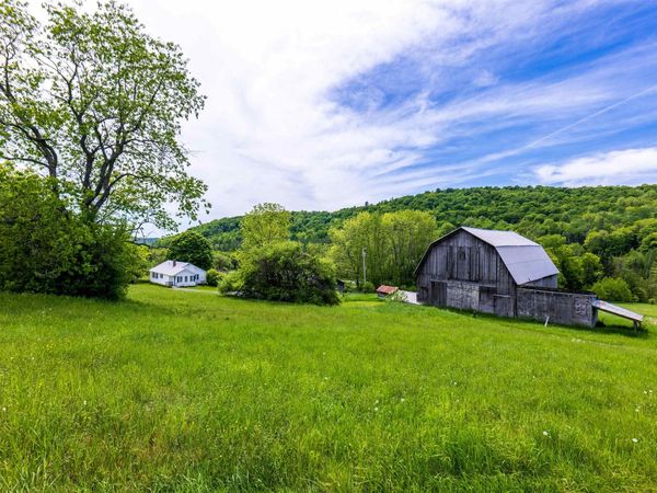 88 Van Dyke Road, Strafford, VT 05072