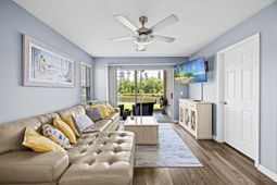 624 Waterway Village Blvd  photo 4