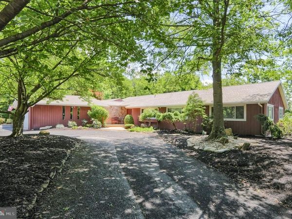4225 ORCHARD HILL ROAD, HARRISBURG, PA 17110
