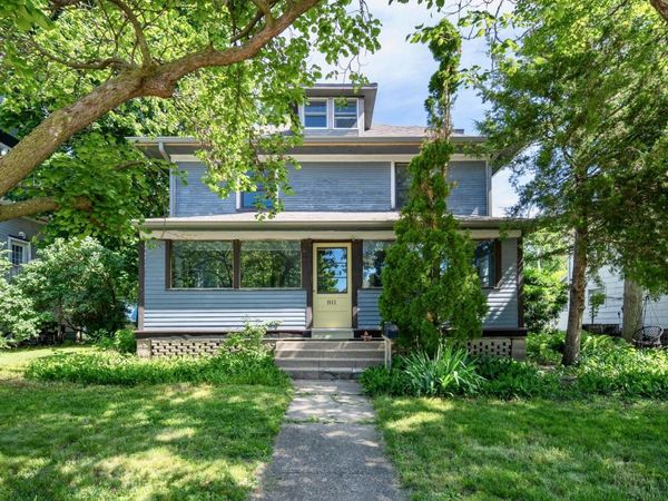 811 6th Street, Ames, IA 50010