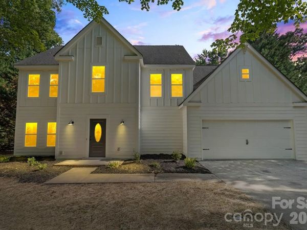 2033 Colony Hill Drive, Charlotte, NC 28214