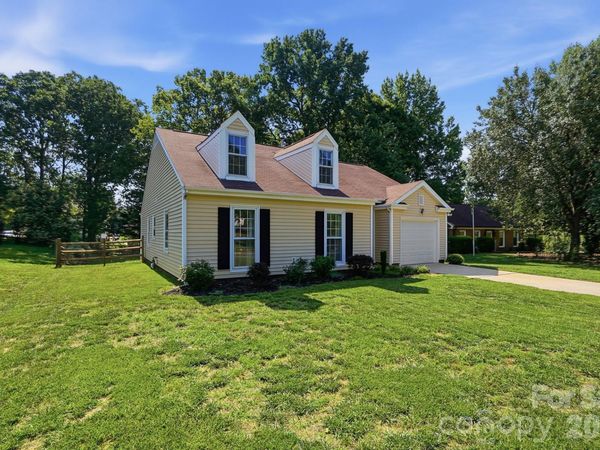 8917 Danson Drive, Charlotte, NC 28277