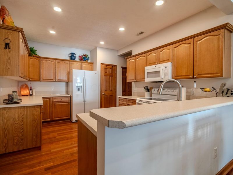 4392 Crimson Maple Lane, Westerville, OH 43082 Photo 17