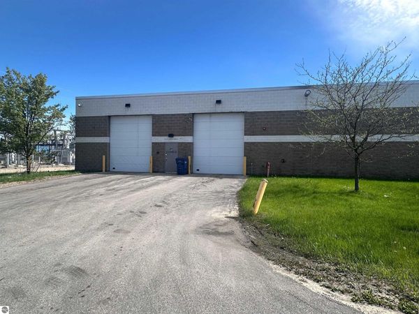 2325 Sybrandt Road, Traverse City, MI 49684