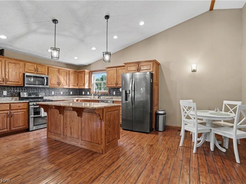 805 Wynncrest Drive , Marietta, OH 45750 Photo 14