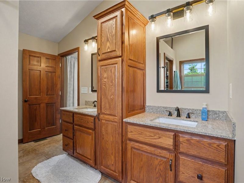 805 Wynncrest Drive , Marietta, OH 45750 Photo 25