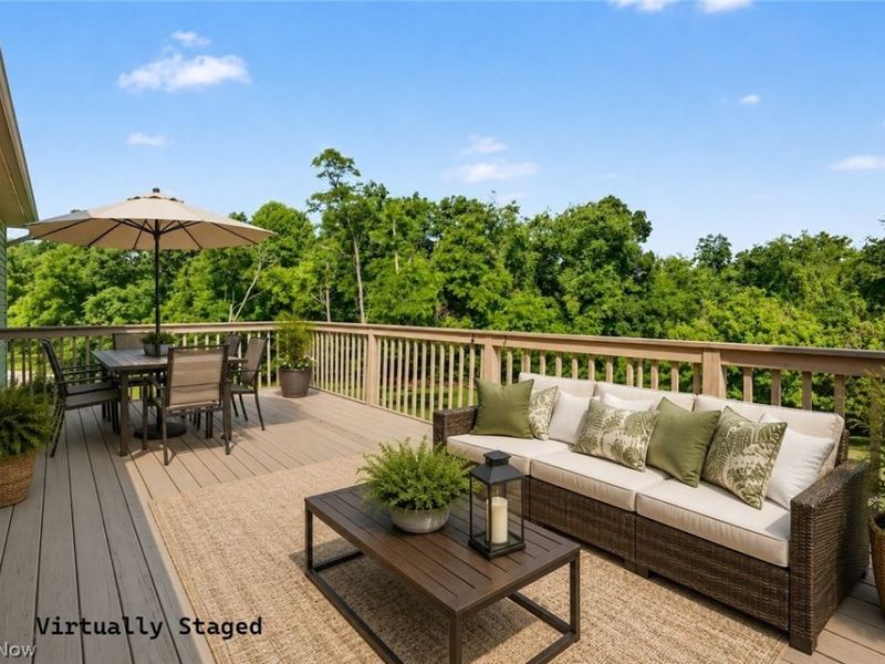 805 Wynncrest Drive , Marietta, OH 45750 Photo 8