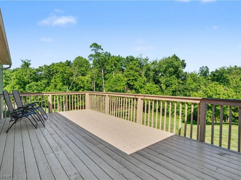 805 Wynncrest Drive, Marietta, OH 45750 Photo 8
