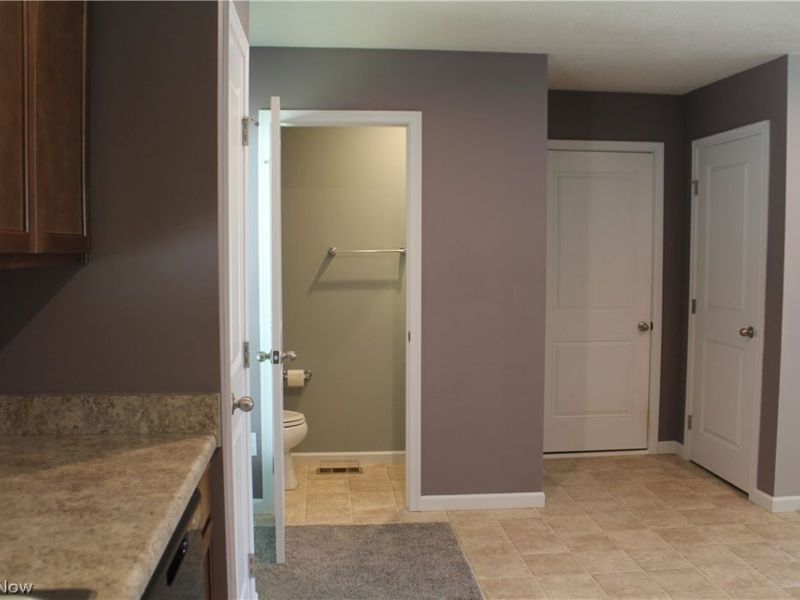 549 Creek Bend Trail , Lodi, OH 44254 Photo 9