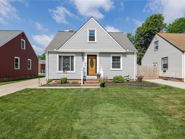 4576 Bentwood Drive , Cleveland, OH 44144