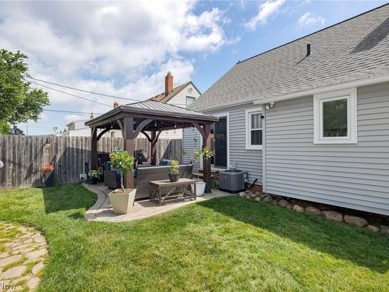 4576 Bentwood Drive , Cleveland, OH 44144 Photo 31