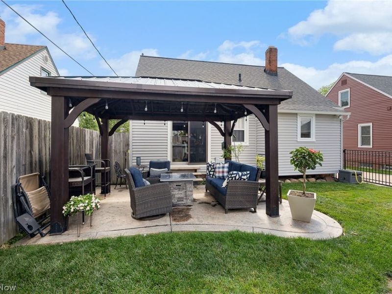 4576 Bentwood Drive , Cleveland, OH 44144 Photo 32