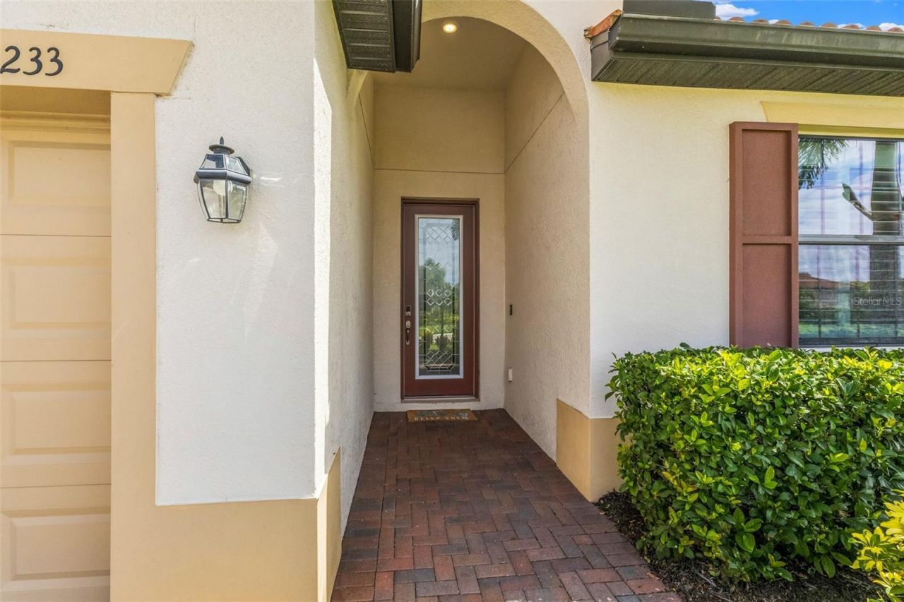 10233 Loch Lomond Drive , Bradenton, FL 34211 Photo