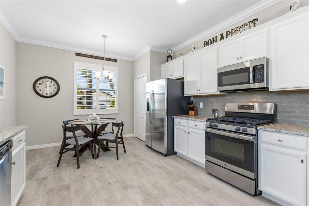10233 Loch Lomond Drive , Bradenton, FL 34211 Photo