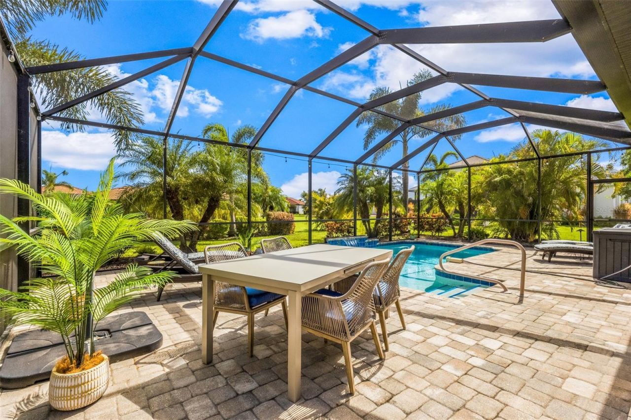 10233 Loch Lomond Drive , Bradenton, FL 34211 Photo