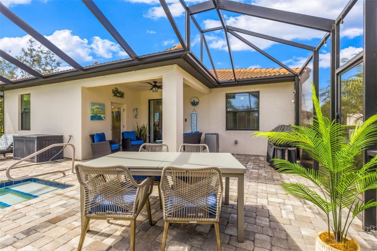 10233 Loch Lomond Drive , Bradenton, FL 34211 Photo