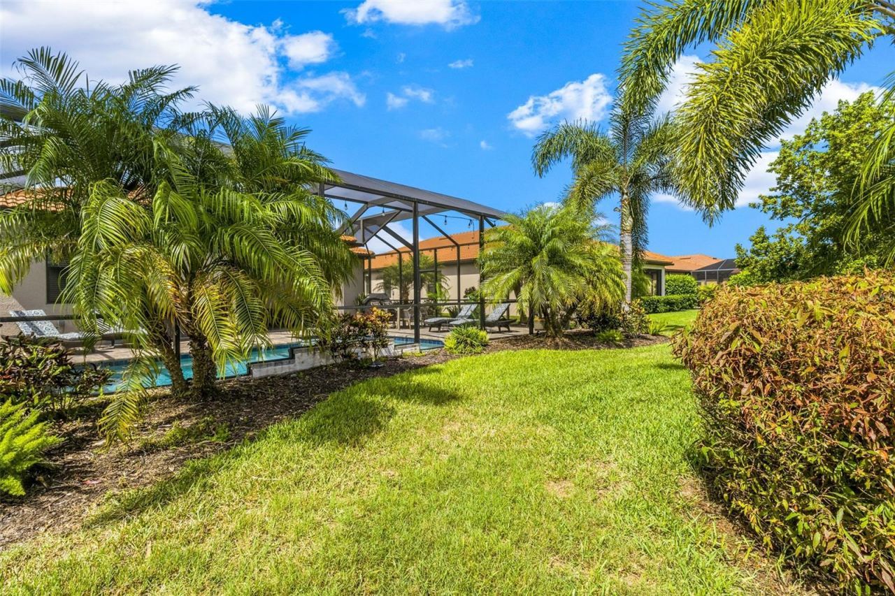 10233 Loch Lomond Drive , Bradenton, FL 34211 Photo