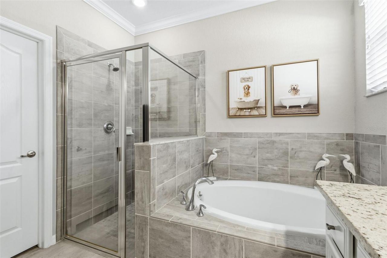 10233 Loch Lomond Drive , Bradenton, FL 34211 Photo