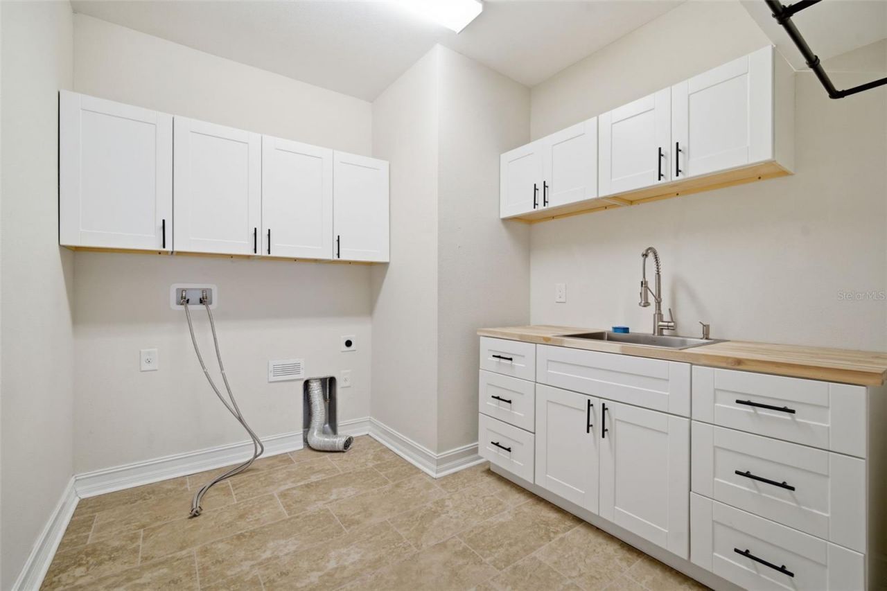 4335 Ortona Lane, Wesley Chapel, FL 33543 Photo