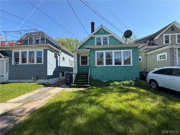 661 Minnesota Avenue , Buffalo, NY 14215