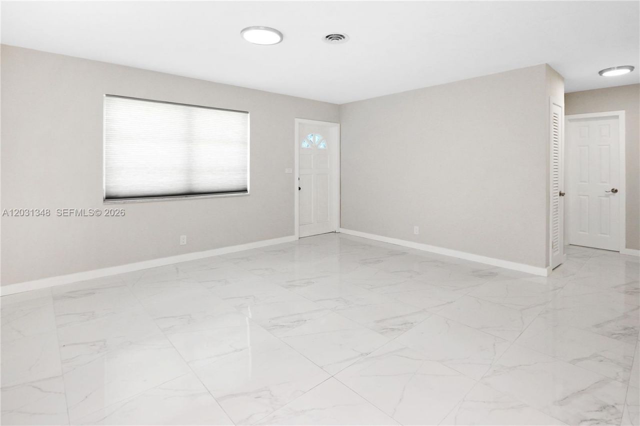 2700 NW 52nd Ct , Tamarac, FL 33309 Photo