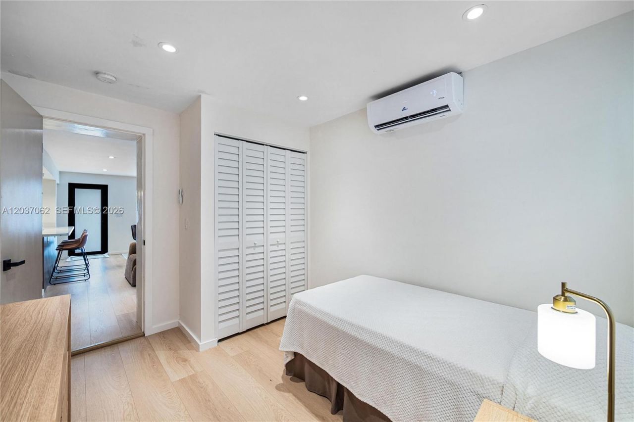 3681 SW 3rd Ave , Unit 3681, Miami, FL 33145 Photo