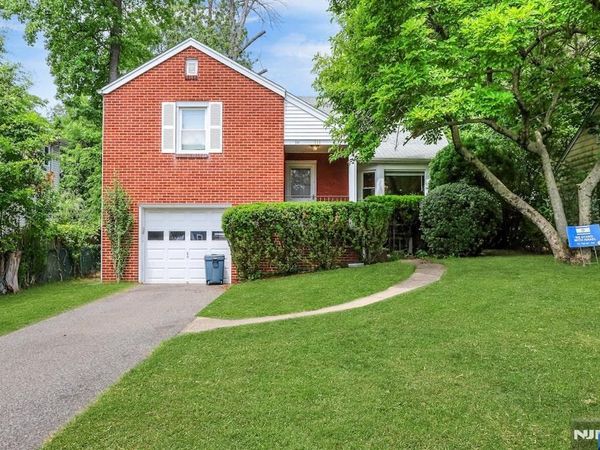 711 Rutland Avenue, TEANECK, NJ 07666