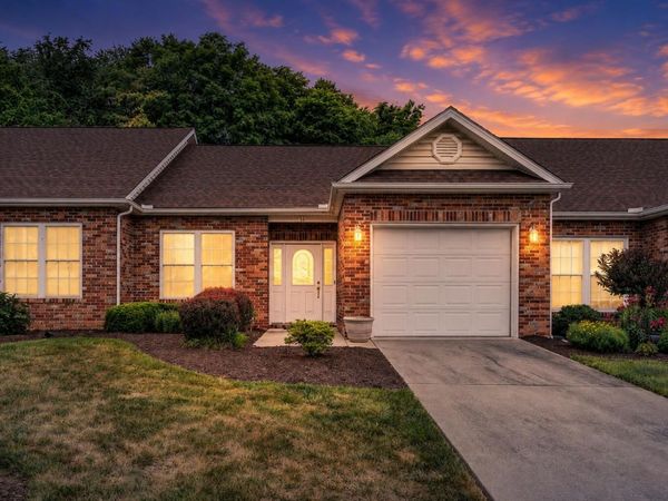 73 Cypress CT , Roanoke, VA 24019