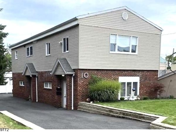 10 Evergreen Ave, Unit 2, North Haledon, NJ 07508