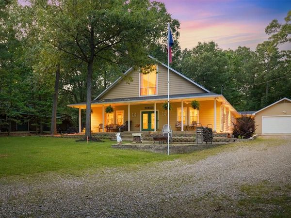 302 King Shore Boulevard, Scroggins, TX 75480