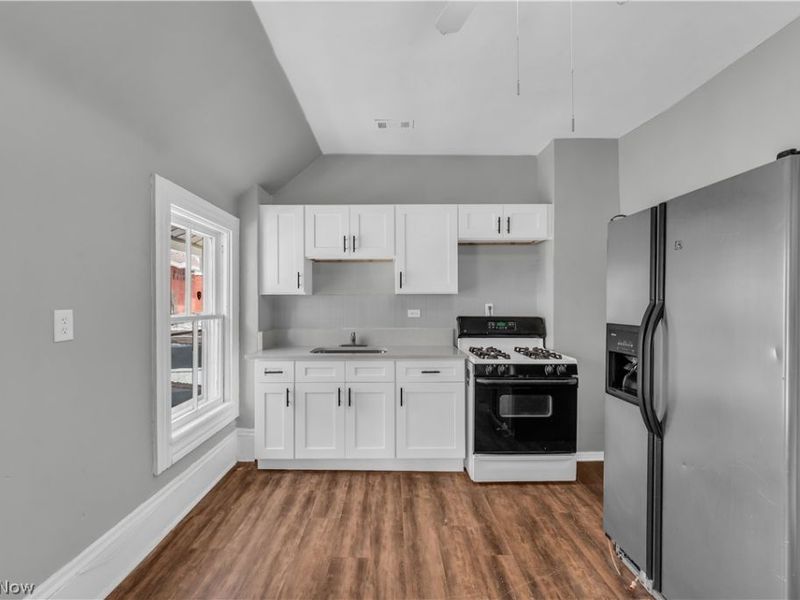 3271 W 43rd Street , Unit 2/UP, Cleveland, OH 44109 Photo 6