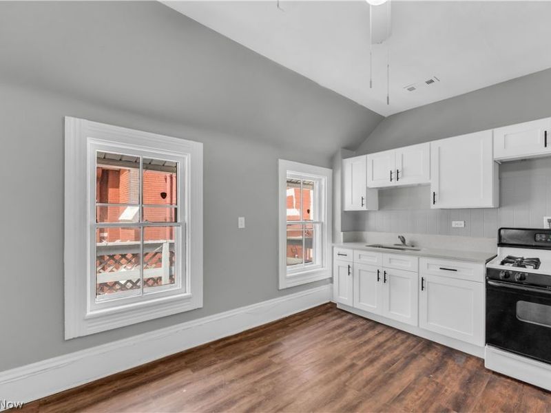 3271 W 43rd Street , Unit 2/UP, Cleveland, OH 44109 Photo 7