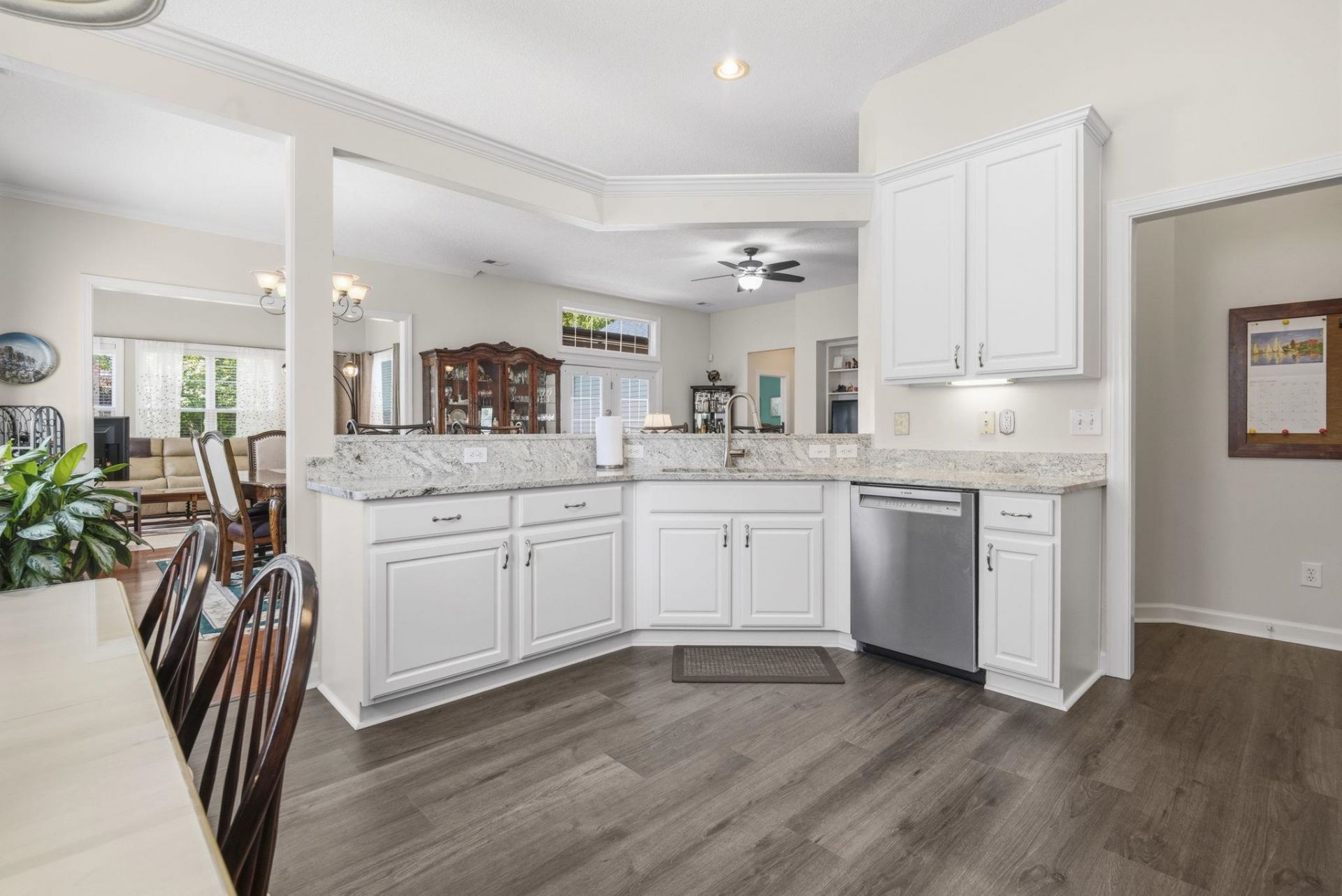 2911 Winding River Rd. Photo 15