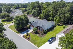 2911 Winding River Rd. photo 4
