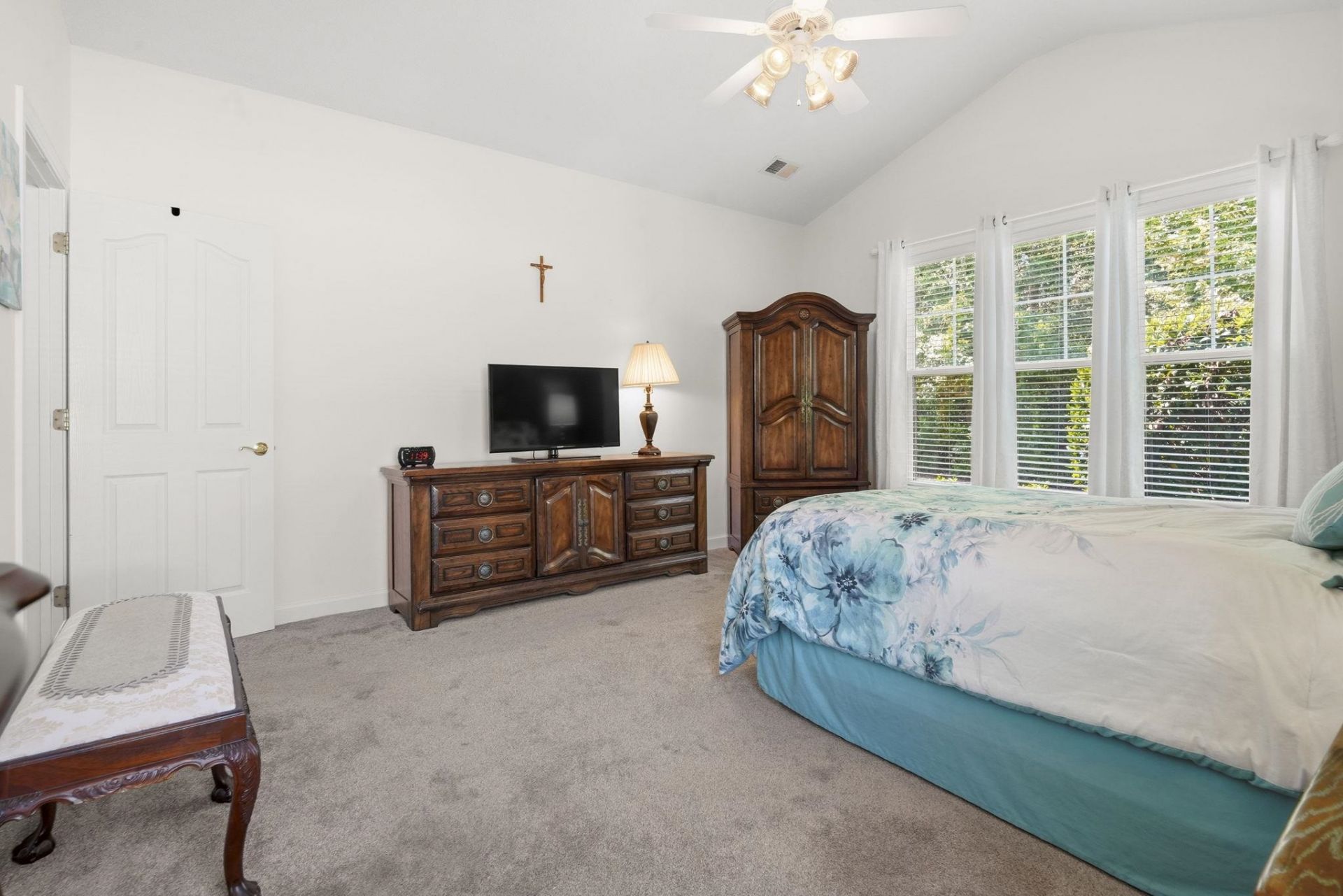 2911 Winding River Rd. Photo 30