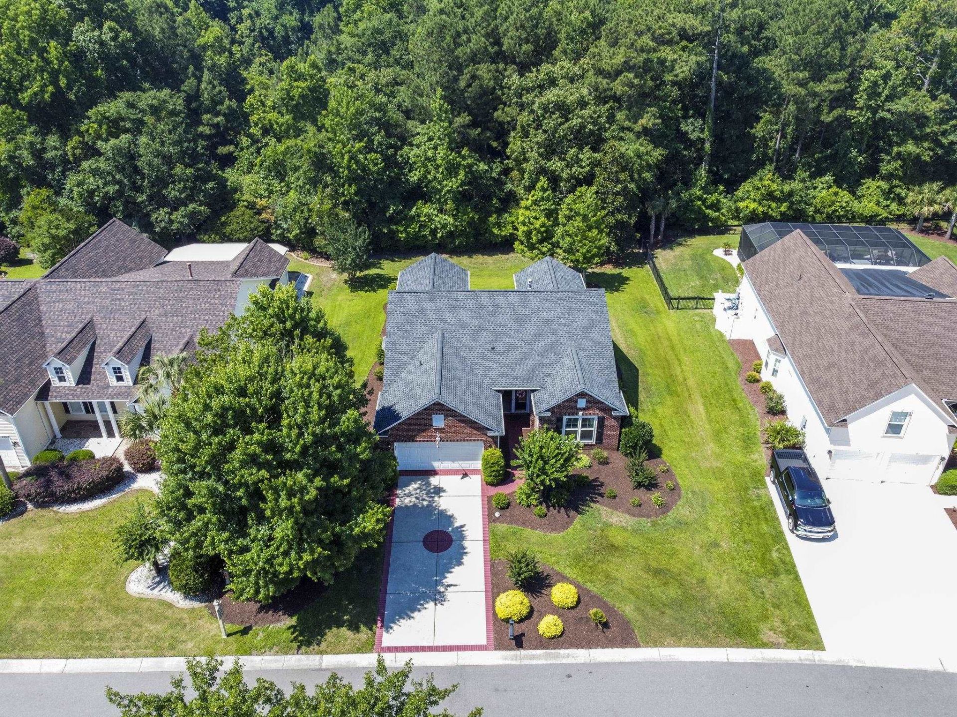 2911 Winding River Rd. Photo 4
