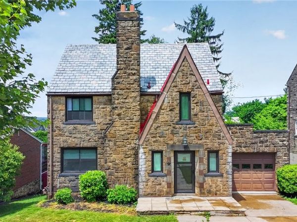 212 E Muntz, Butler, PA 16001