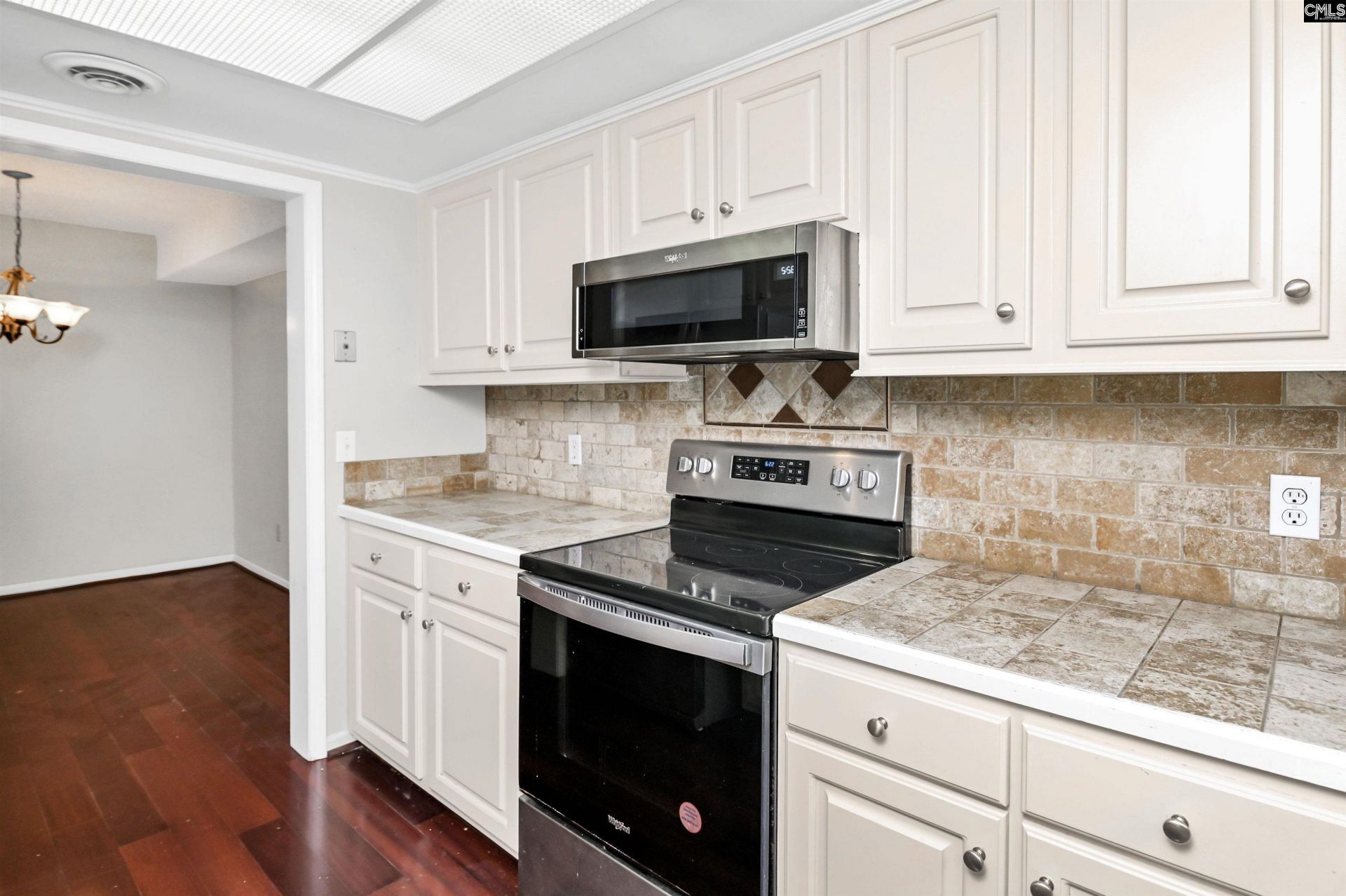 806 Village Lane  Photo 34