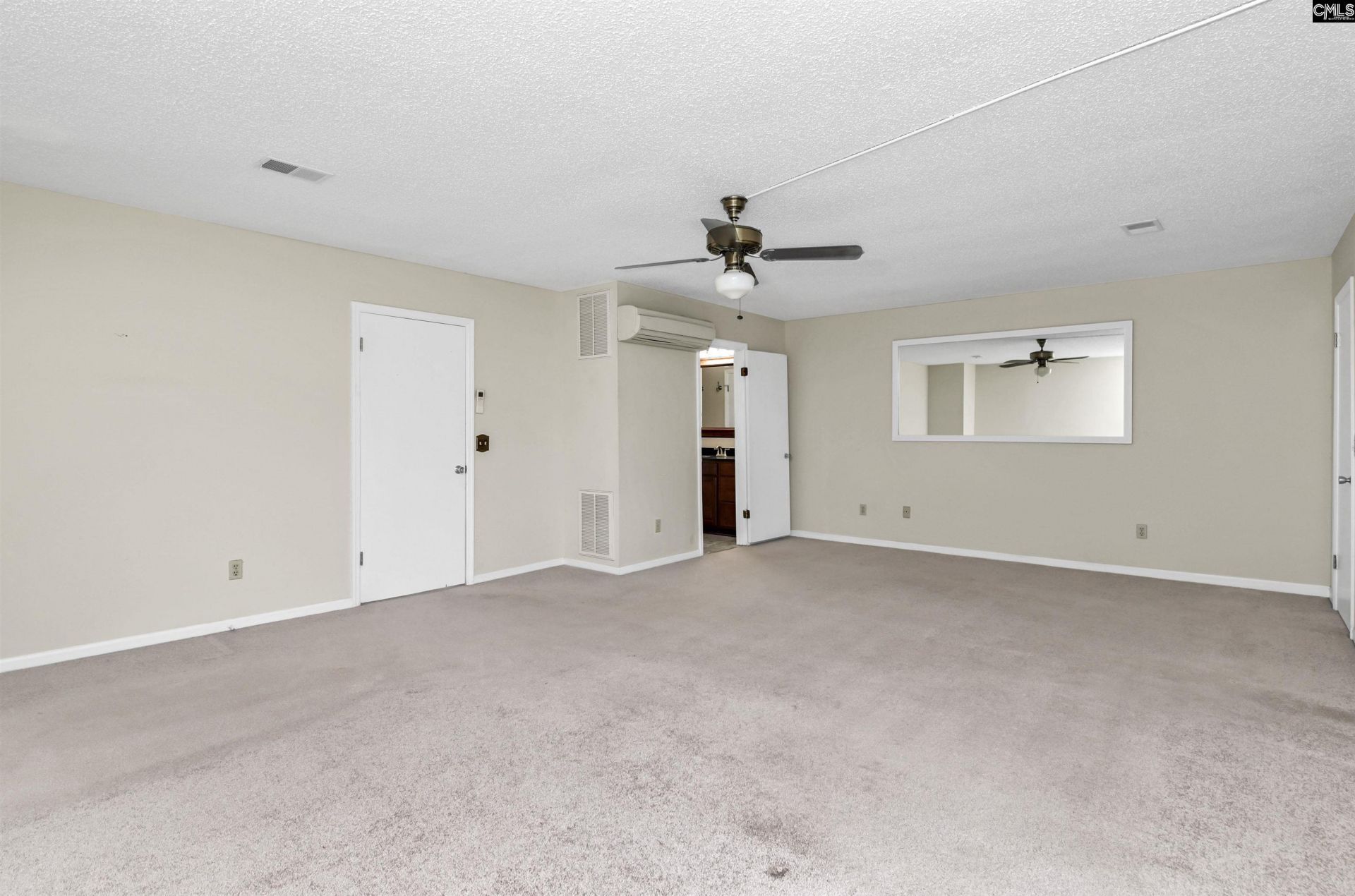 806 Village Lane  Photo 51