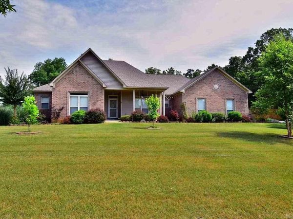 8 Oak Cliff Cv Cove , Damascus, AR 72039