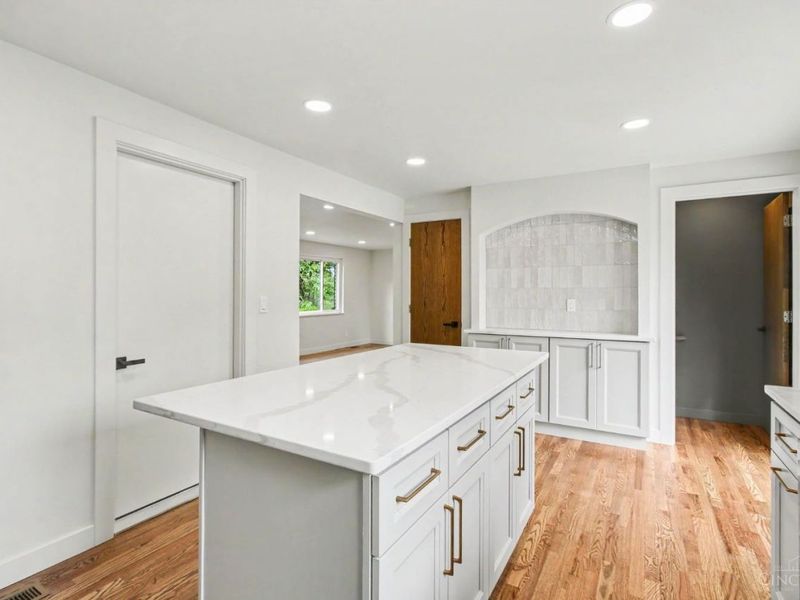 7420 Elkwood Drive, West Chester, OH 45069 Photo 8
